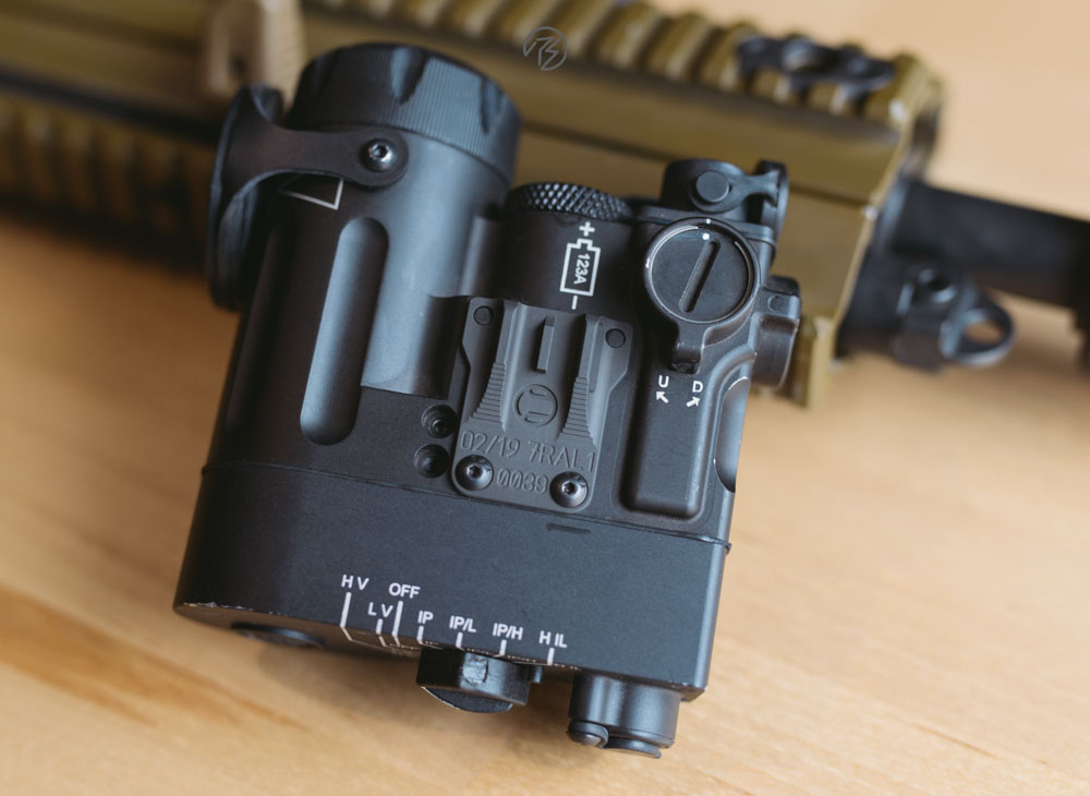 red dot scope with laser for ar-15